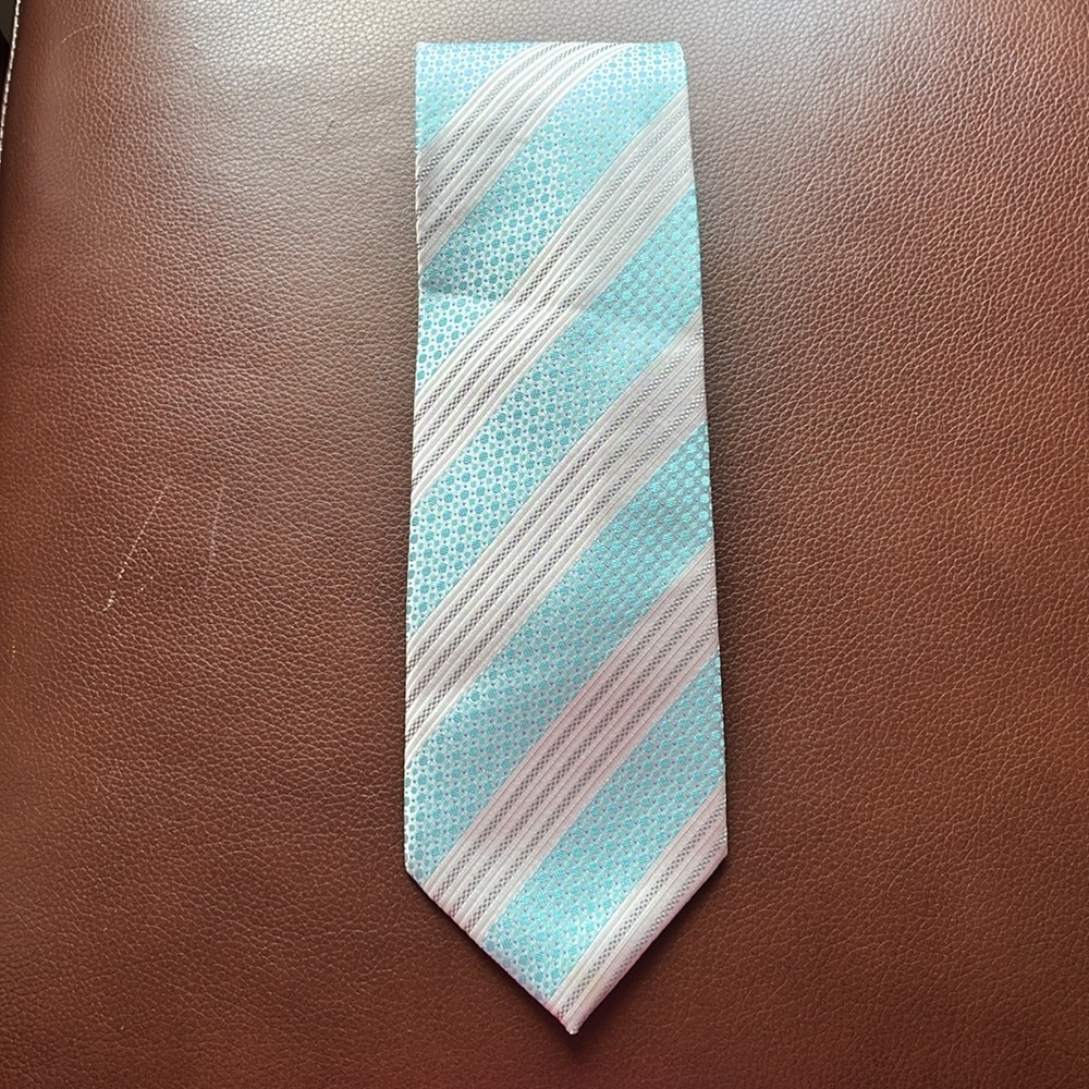 Mondigo Spain Men’s Diagonal Stripes Dotted Silk Hand Woven Tie